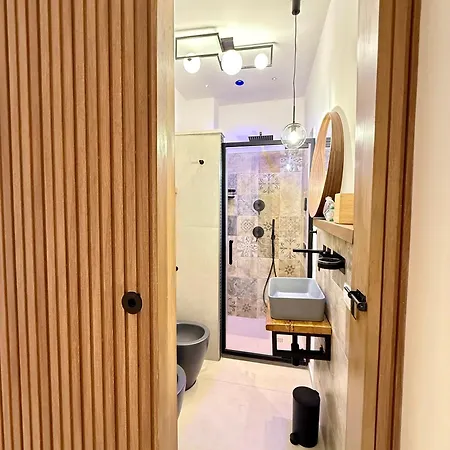Nem Tiny House By Pleiades アパート